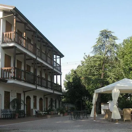 Verde Mare 3* 圣阿兹吉罗迪奥